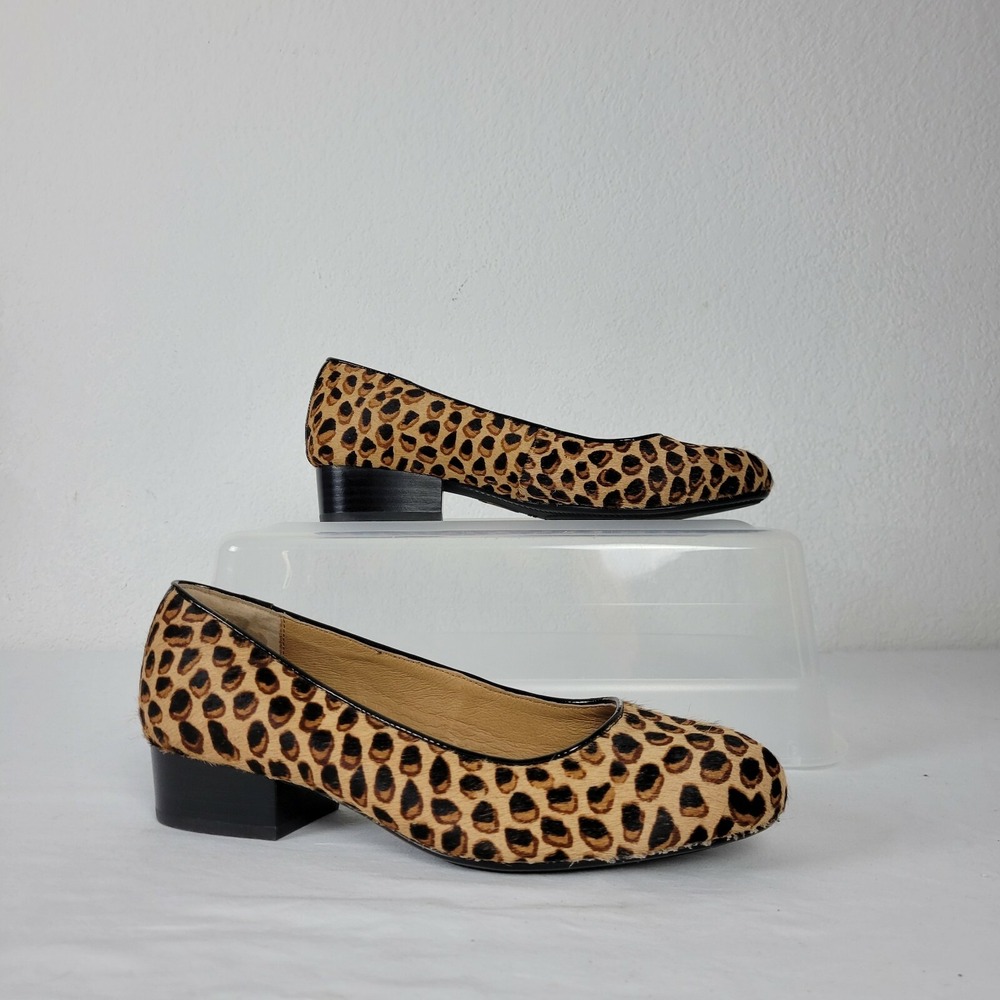 Sofft Leopard Print Cow Hair Flats Size 7W Slip‎ On Loafer Comfort